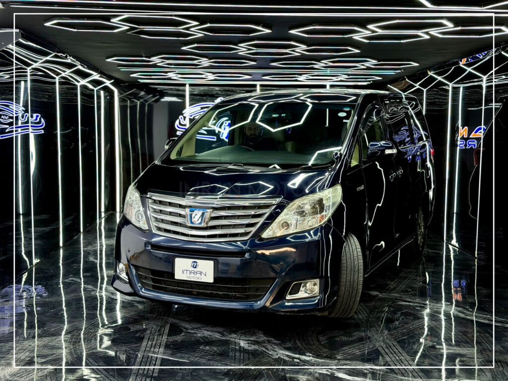Toyota Alphard Hybrid 2012