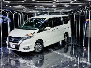 Nissan Serena e-Power Highway Star