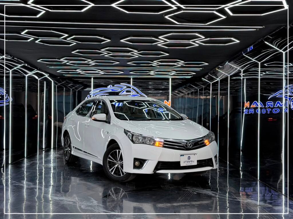 Toyota Corolla Altis 1.6 Automatic (2015)
